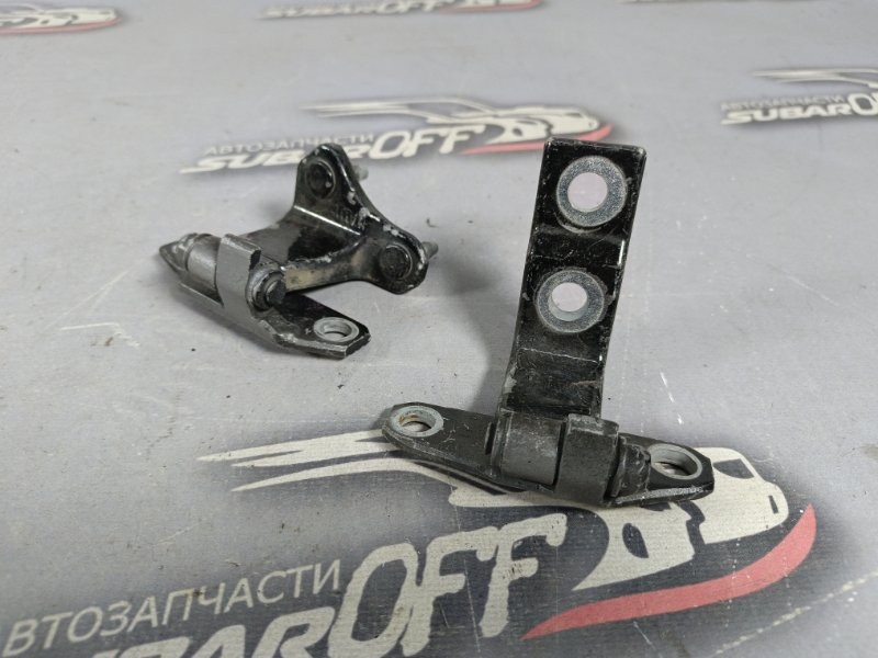 Петля двери задняя левая Nissan Fuga 2011 KY51 VQ37 82401-1MA0A контрактная