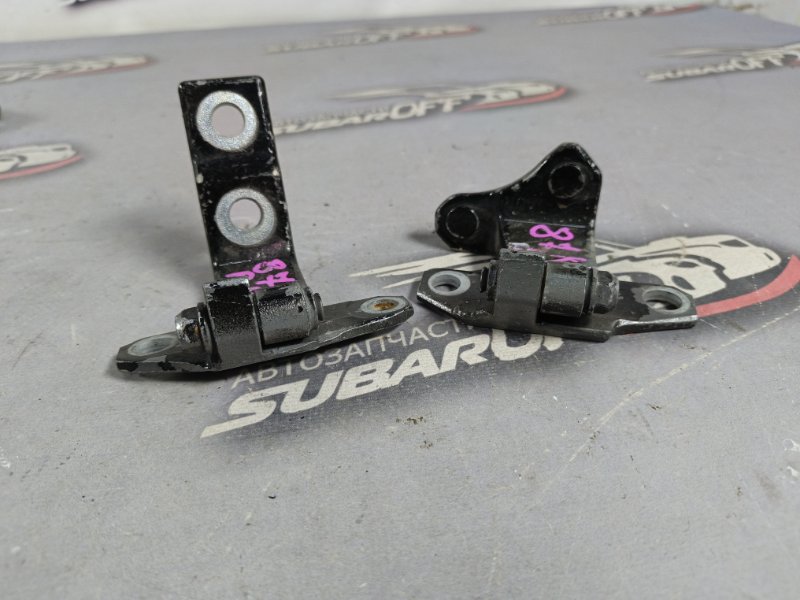 Петля двери задняя правая Fuga 2011 KY51 VQ37