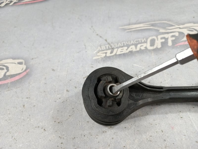 Подушка КПП Subaru Legacy BH5 EJ206