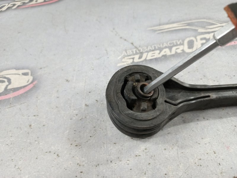 Подушка КПП Subaru Legacy BH5 EJ206