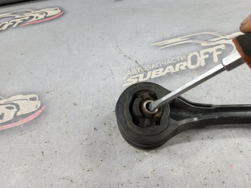 Подушка КПП Subaru Legacy BP5 EJ20X
