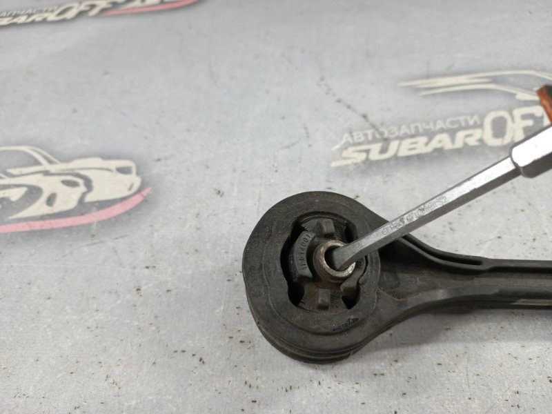 Подушка КПП Subaru Forester SG5 EJ205