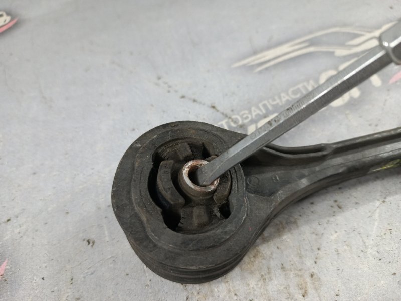 Подушка КПП Subaru Forester SG5 EJ205