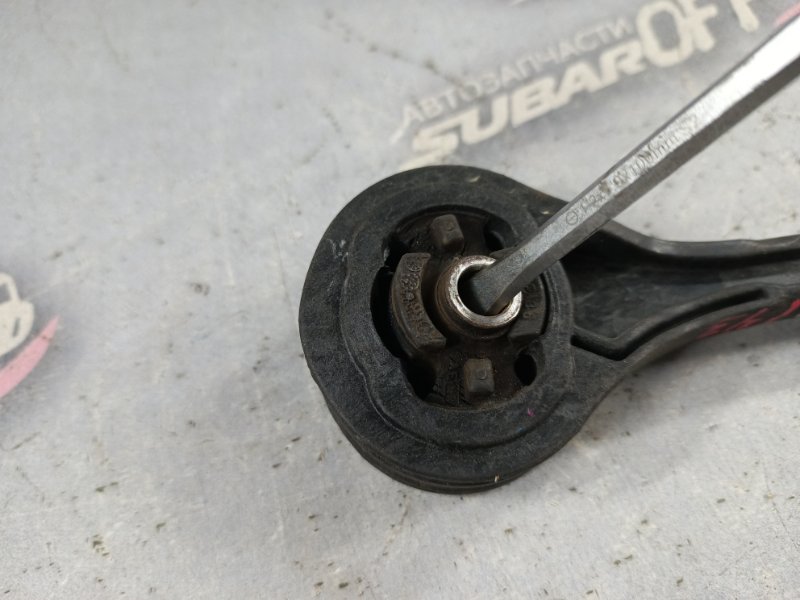 Подушка КПП Subaru Forester SG5 EJ205