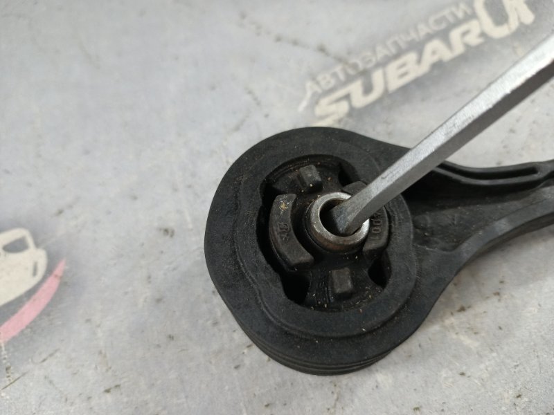Подушка КПП Subaru Legacy BP5 EJ20X