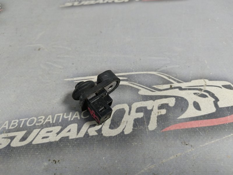Концевой выключатель задний Subaru Forester SH5 EJ204