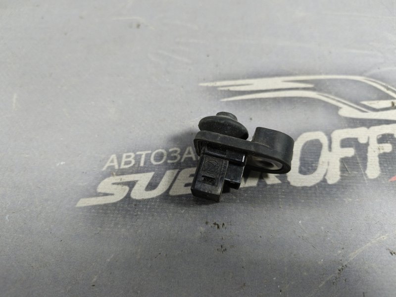 Концевой выключатель передний Subaru Impreza GH8 EJ257