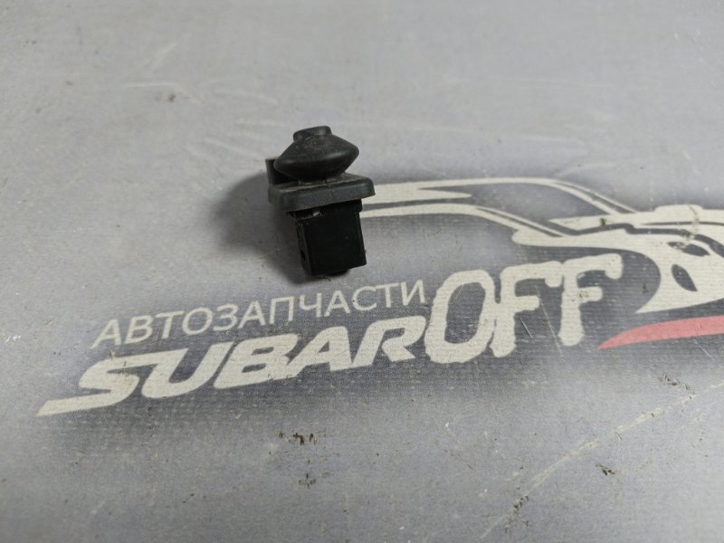 Запчасть концевой выключатель передний Subaru Impreza 2008 GH8 EJ257 83331AE001 контрактная Концевой выключатель передний Subaru Impreza 2008 GH8 EJ257 83331AE001 контрактная
