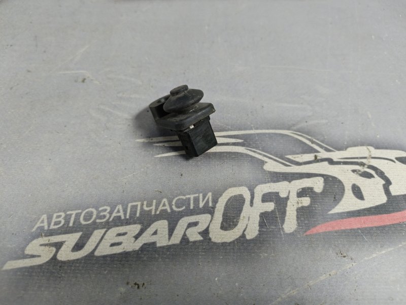 Запчасть концевой выключатель задний Subaru Impreza 2004 GG3 EJ152 83331AE001 контрактная Концевой выключатель задний Subaru Impreza 2004 GG3 EJ152 83331AE001 контрактная