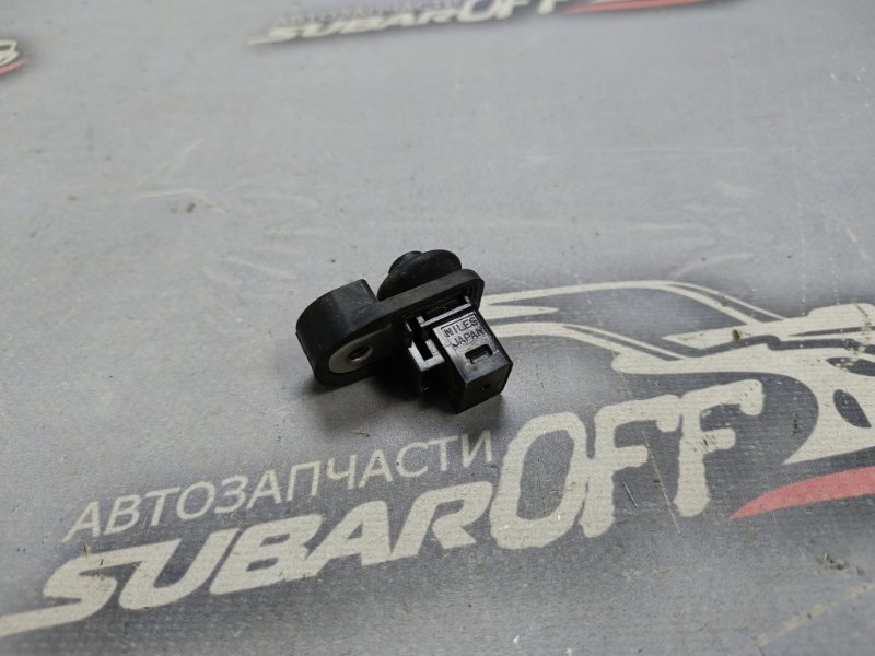 Концевой выключатель передний Subaru Forester SF5 EJ205