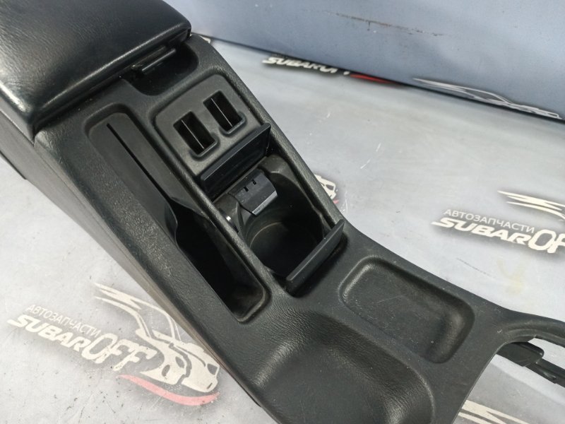 Подлокотник Subaru Legacy BH5 EJ202