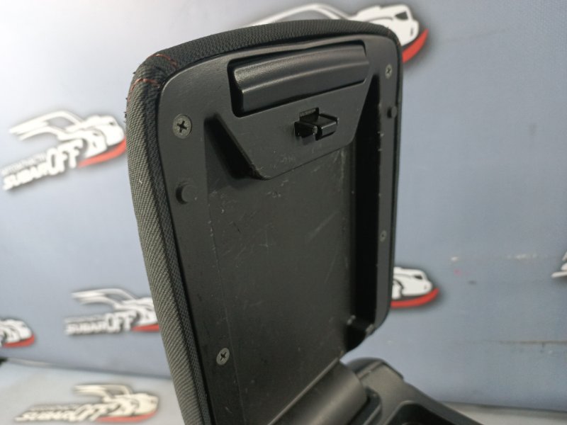 Подлокотник Impreza XV 2011 GH2 EL154 Подлокотник Impreza XV 2011 GH2 EL154
