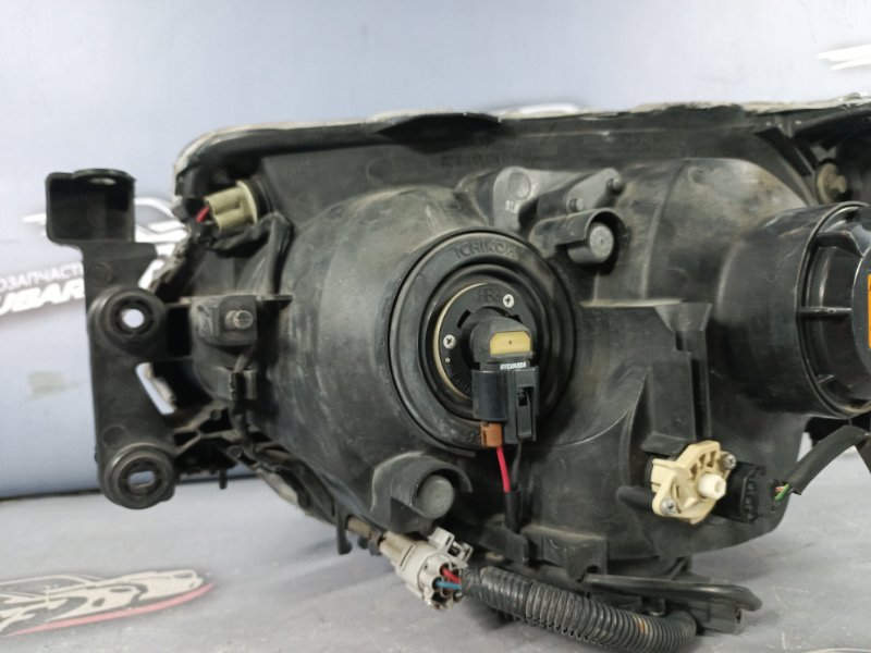 Фара передняя правая Forester 2005 SG5 EJ203 Фара передняя правая Forester 2005 SG5 EJ203