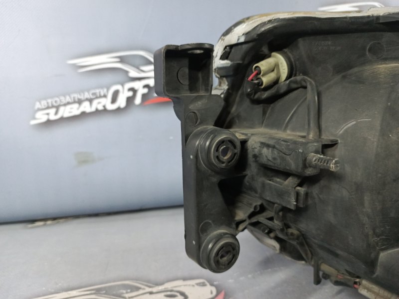 Фара передняя правая Forester 2005 SG5 EJ203 Фара передняя правая Forester 2005 SG5 EJ203