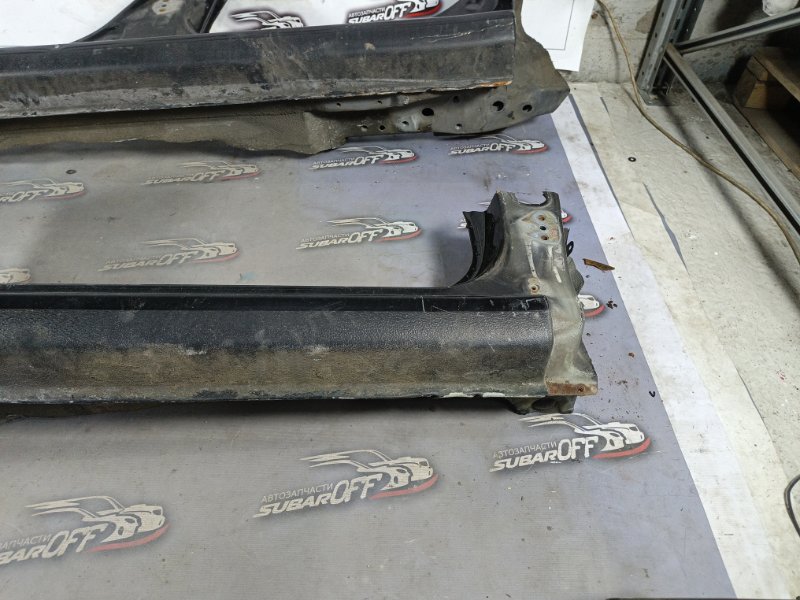Порог кузова Impreza 2003 GG2 EJ152