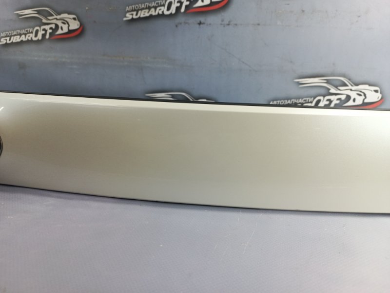 Накладка двери багажника Forester 2010 SH5 EJ204