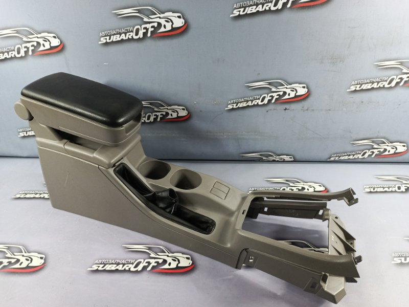 Запчасть подлокотник Subaru Forester 2005 SG5 EJ203 92114SA030ND контрактная Подлокотник Subaru Forester 2005 SG5 EJ203 92114SA030ND контрактная