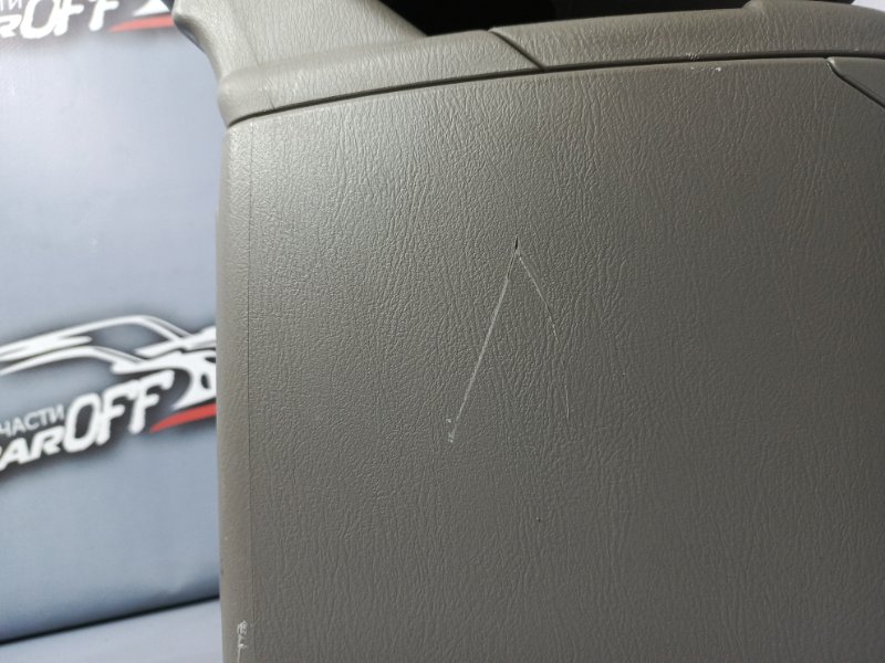 Подлокотник Forester 2005 SG5 EJ203 Подлокотник Forester 2005 SG5 EJ203