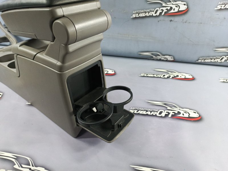 Подлокотник Forester 2005 SG5 EJ203 Подлокотник Forester 2005 SG5 EJ203