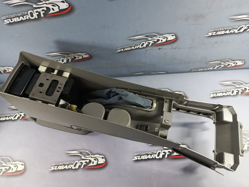 Подлокотник Forester 2005 SG5 EJ203 Подлокотник Forester 2005 SG5 EJ203