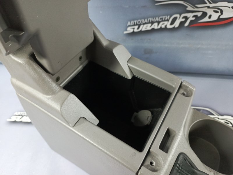 Подлокотник Forester 2005 SG5 EJ205