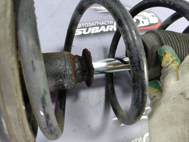Стойка подвески Subaru Forester SF5 EJ201