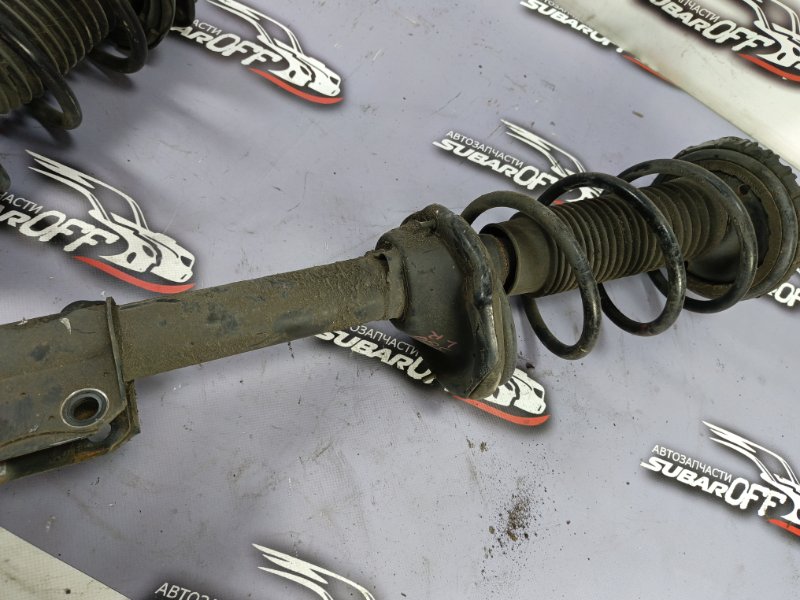 Стойка подвески Forester 2001 SF5 EJ201