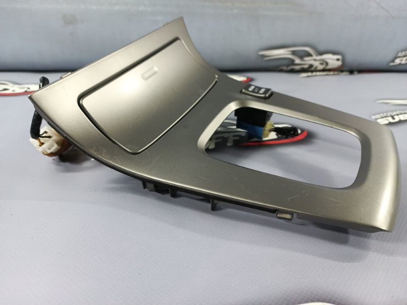 Консоль КПП Forester 2005 SG5 EJ203 Консоль КПП Forester 2005 SG5 EJ203