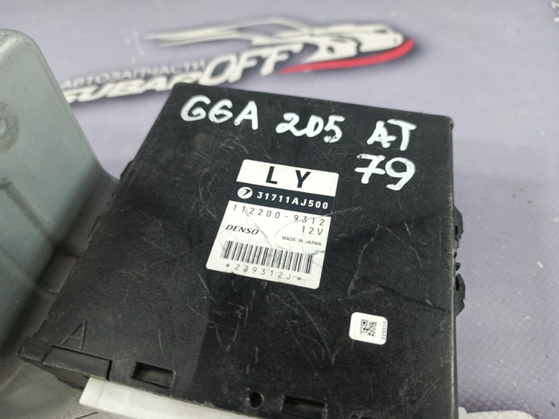 Блок управления КПП Impreza 2004 GGA EJ205