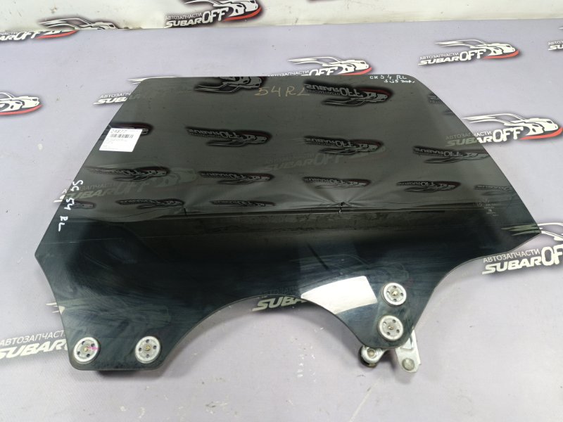 Стекло боковое заднее левое Forester 2004 SG5 EJ202 Стекло боковое заднее левое Forester 2004 SG5 EJ202