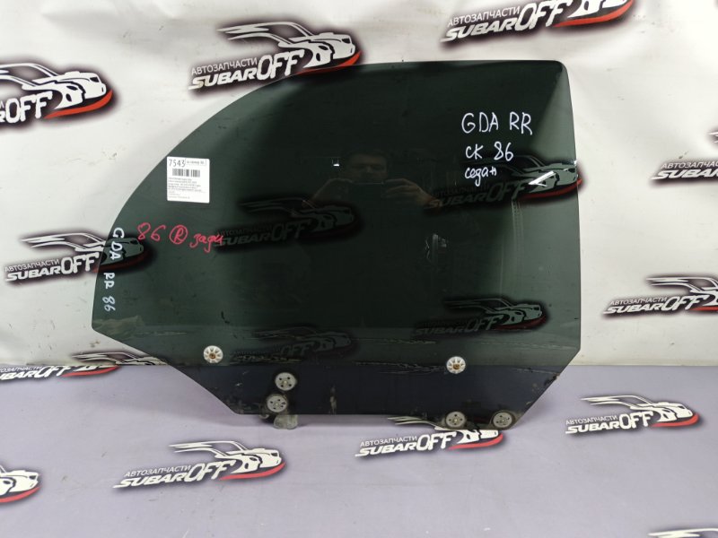 Стекло боковое заднее правое Subaru Impreza 2003 GDA EJ205 62011FE083 контрактная