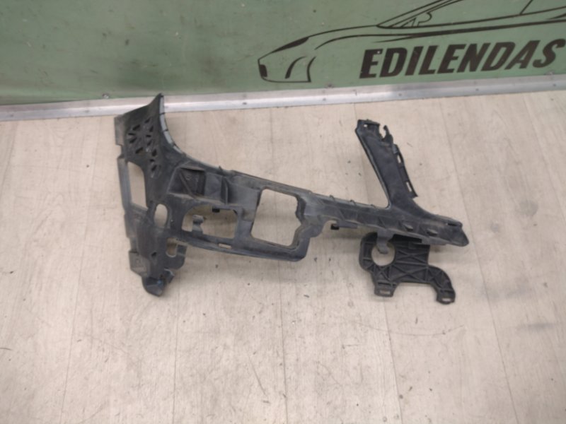Кронштейн бампера передний правый mercedes-benz c-class 2007-2015 w204 2048850865 Б/У