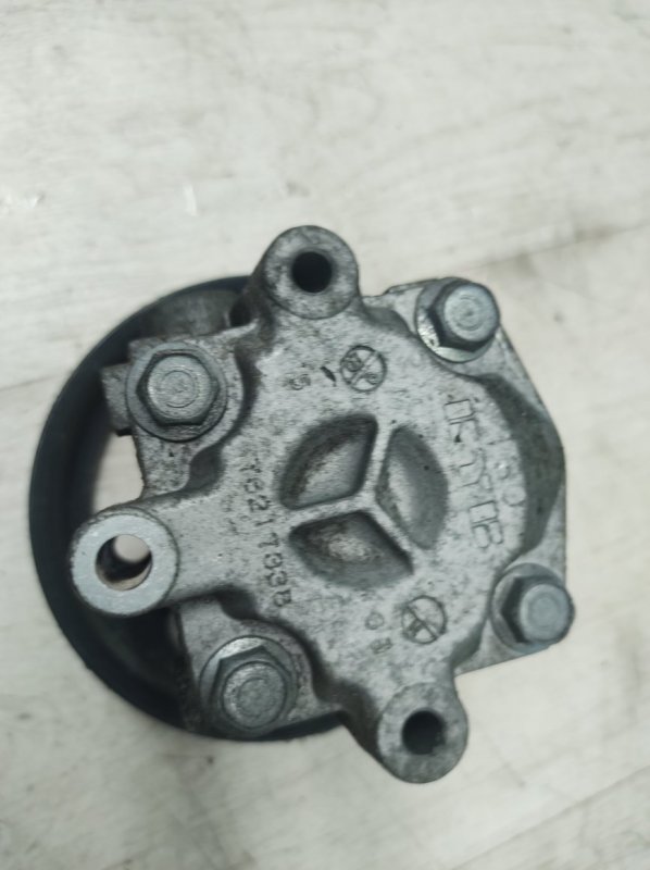 Насос гидроусилителя c-crosser 2008-2013