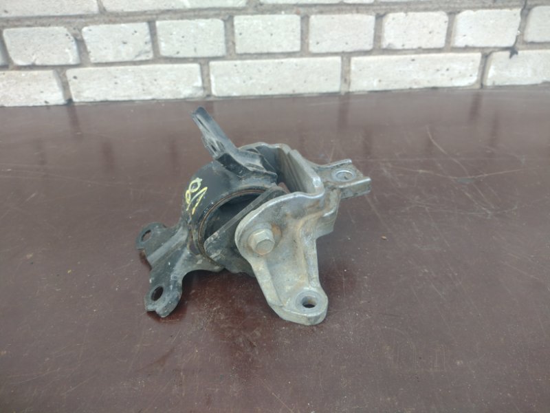 Опора двигателя передняя outlander 2006-2012 XL (CW) Опора двигателя передняя outlander 2006-2012 XL (CW)