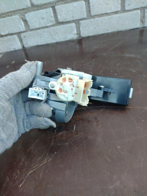 Замок зажигания outlander 2006-2012 XL (CW) Замок зажигания outlander 2006-2012 XL (CW)