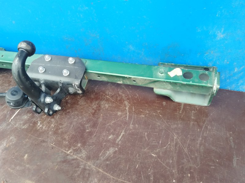 Фаркоп Free 2020-2024