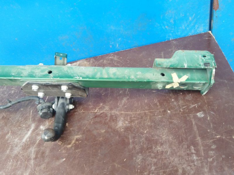 Фаркоп Free 2020-2024