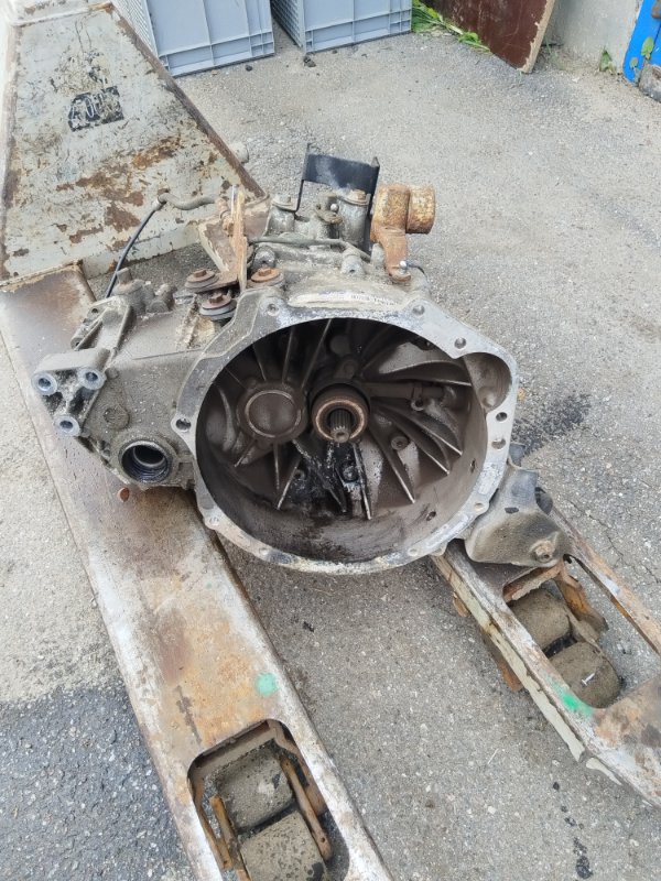 МКПП caliber 2006-2011 PM 1.8