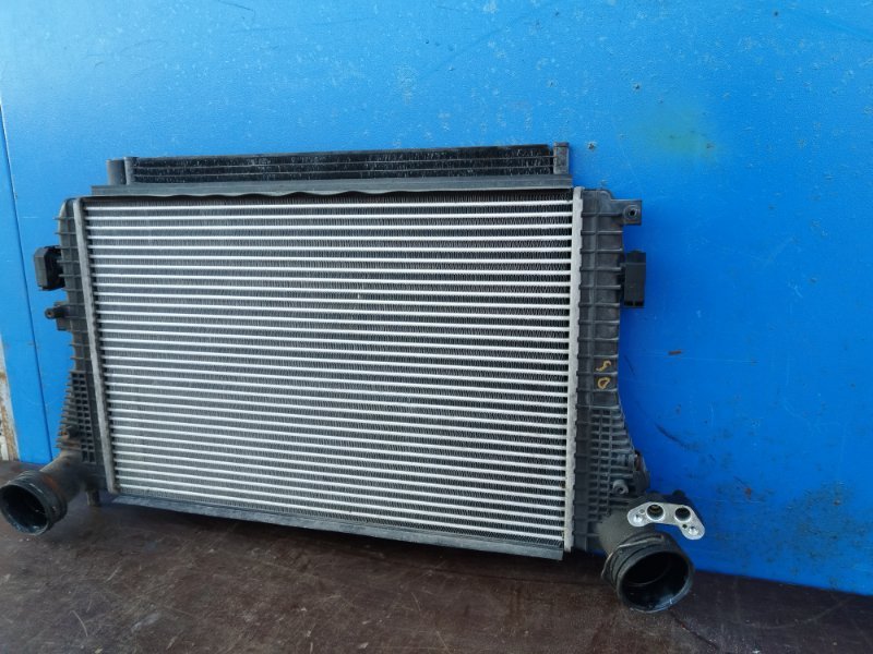 Кассета радиаторов touran 2003-2015 1