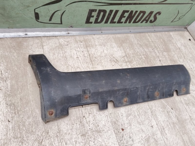 Накладка на порог задняя правая kia sportage 2 Накладка на порог задняя правая kia sportage 2