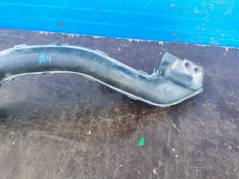 Воздухозаборник Nissan Note E11 1.6