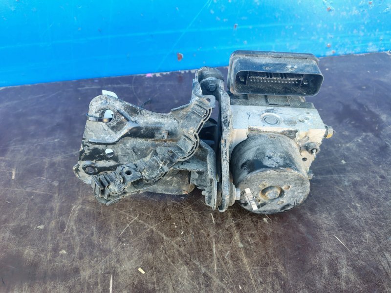 Блок abs yeti 2009-2016 5L 1.2 TSI