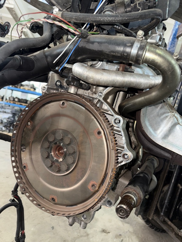 Двигатель контрактный S40 2007 B5244S4379432