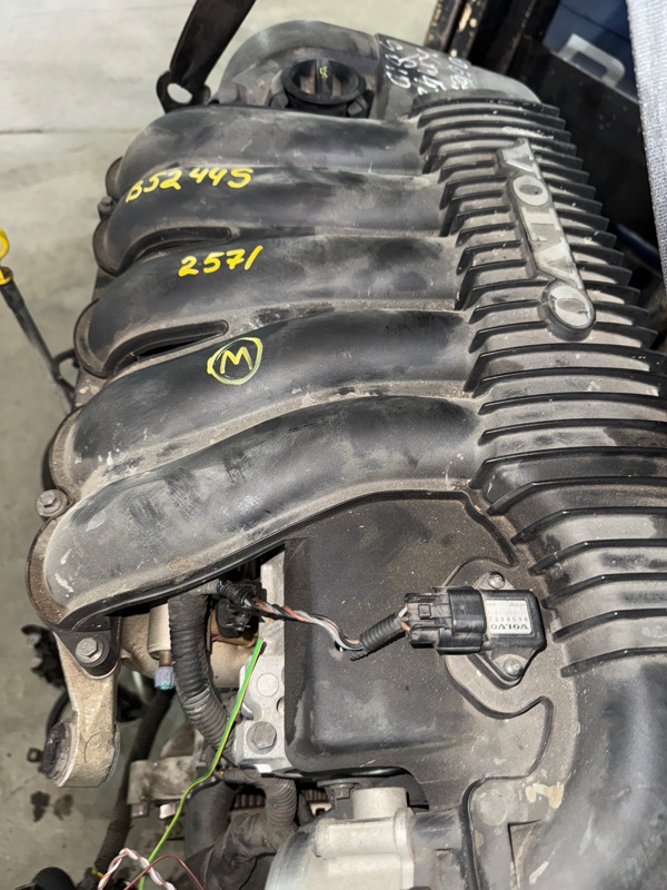 Двигатель контрактный S40 2007 B5244S4379432