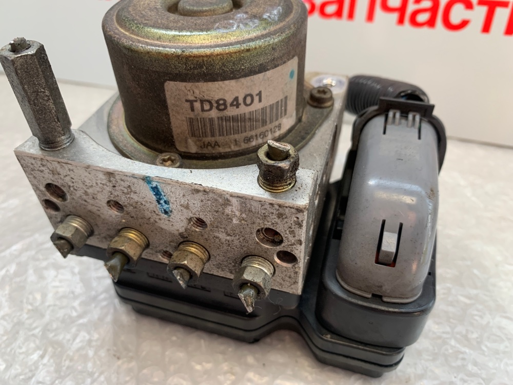 Блок ABS Elgrand 2005 ME51 Блок ABS Elgrand 2005 ME51