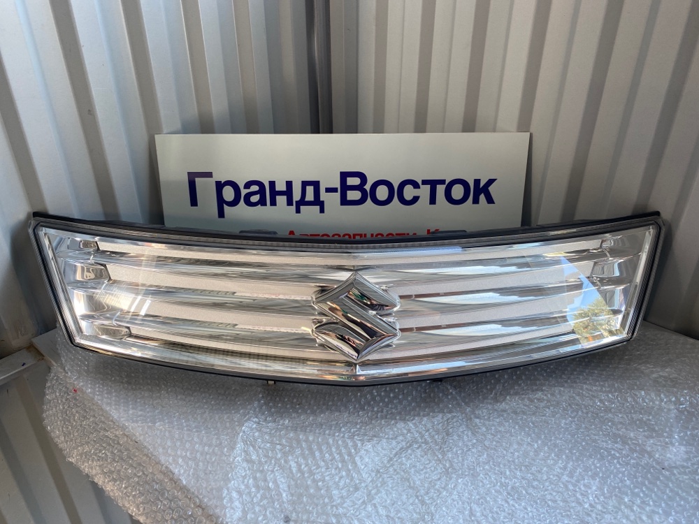 Решетка радиатора Suzuki Solio 2011 MA15S контрактная