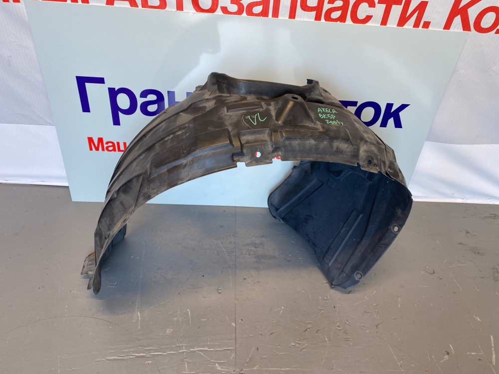 Подкрылок передний правый Mazda Axela 2004 Bk5p контрактная