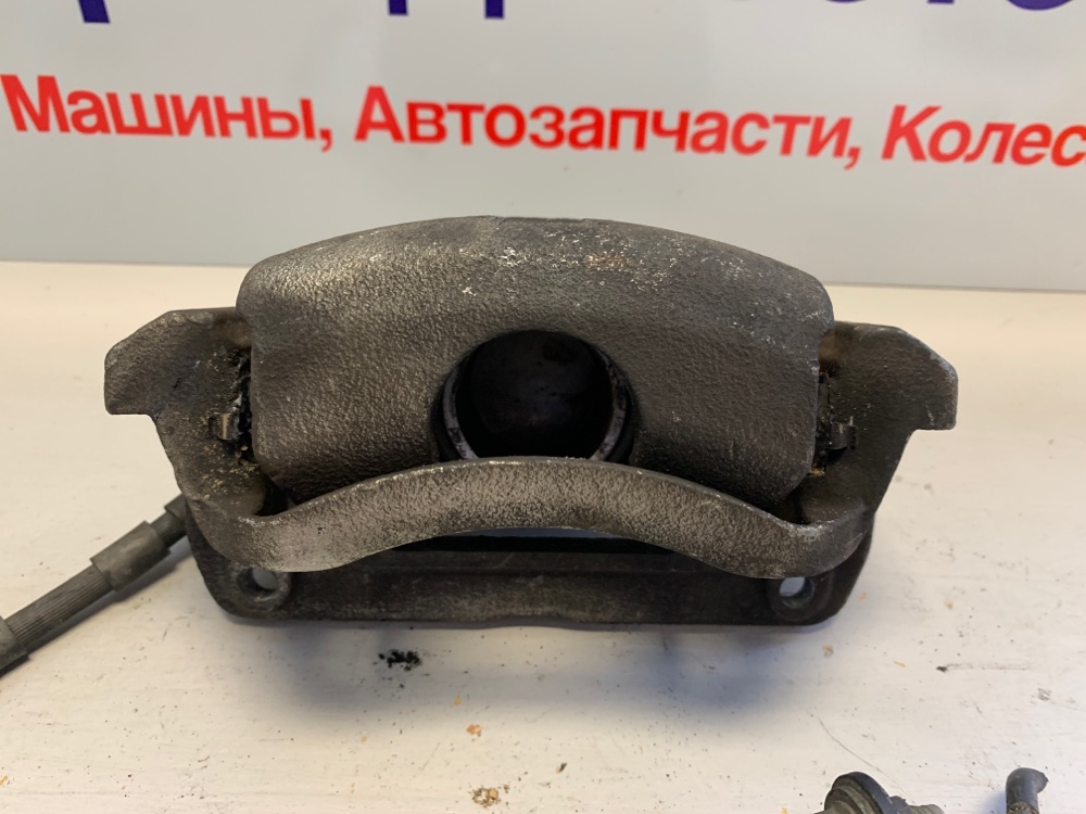 Суппорт передний правый Atenza GHEFP