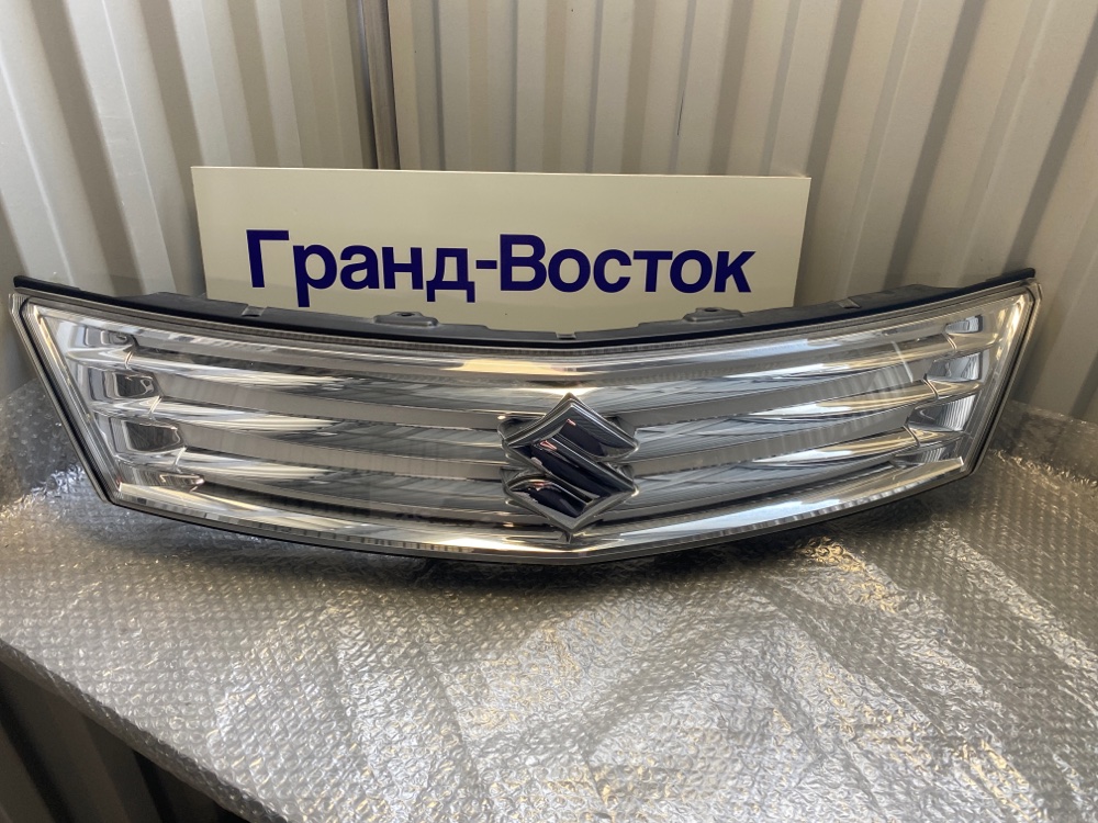 Решетка радиатора Solio MA15S