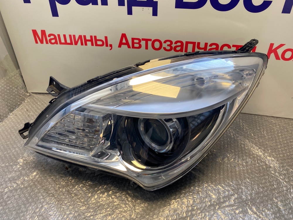 Фара левая Delica D2 2011 Mb15s